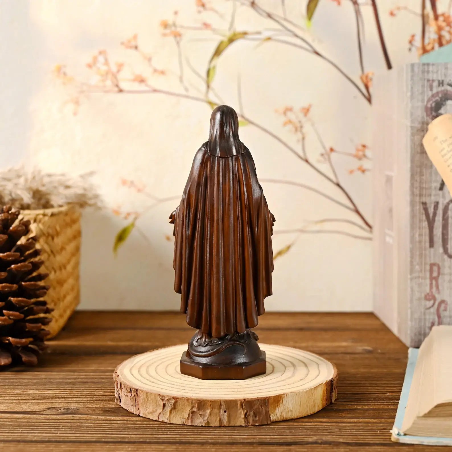 Imagem Virgem Maria em Madeira